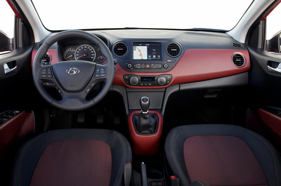 Торпедо Hyundai i10 2016 года  (фото 11 из 42)